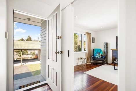 Photo of property in 123a Atkinson Road, Titirangi, Auckland, 0604