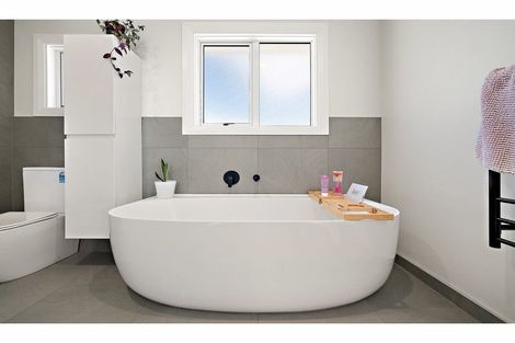 Photo of property in 274 Riverlaw Terrace, Saint Martins, Christchurch, 8022