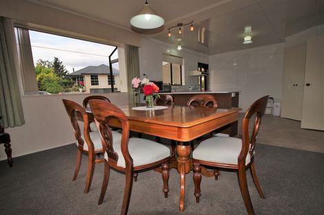 Photo of property in 73 Newcastle Street, Clyde, 9330