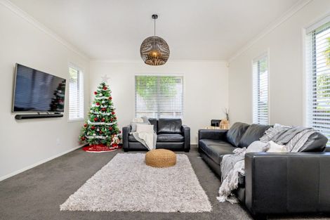 Photo of property in 1 The Fairway, Whakatane, 3120