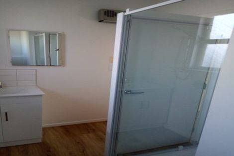 Photo of property in 15 Owles Terrace, New Brighton, Christchurch, 8061