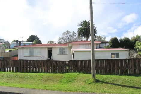 Photo of property in 19 Charles Street, Te Kamo, Whangarei, 0112