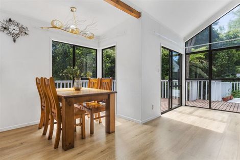 Photo of property in 50 Robbies Road, Shelly Park, Auckland, 2014