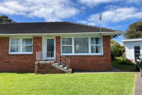 Photo of property in 1/28 Hemi Street, Narrow Neck, Auckland, 0622