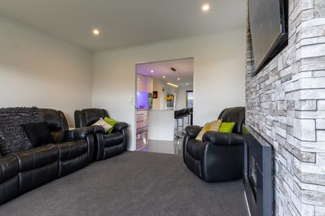 Photo of property in 31 Lilac Close, Cambridge, 3434