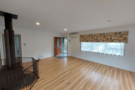 Photo of property in 4 George Laurenson Lane, Mount Roskill, Auckland, 1041