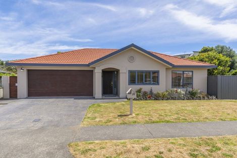 Photo of property in 10 Lorna Irene Drive, Raumati South, Paraparaumu, 5032