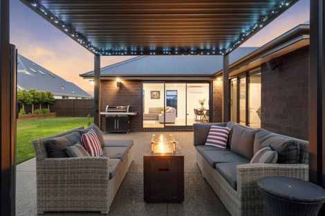 Photo of property in 12 Goldie Drive, Rangiora, 7400