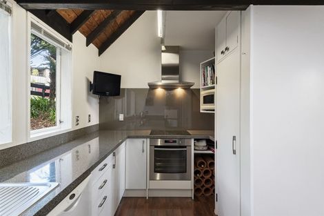 Photo of property in 27 Hadfield Street, Beach Haven, Auckland, 0626