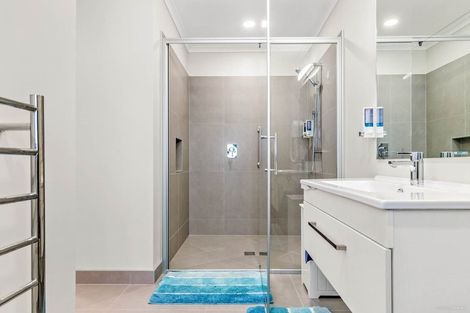 Photo of property in 23a Sandspit Road, Waiuku, 2123