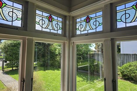 Photo of property in 16 Buller Street, Picton, 7220