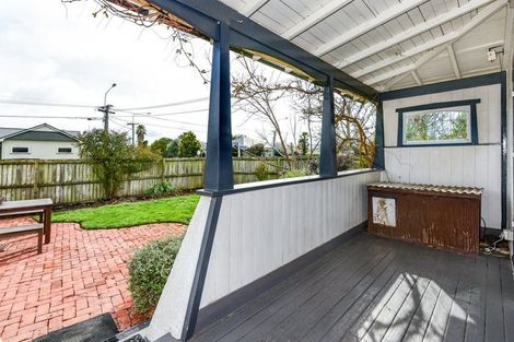 Photo of property in 1/96 Somerfield Street, Somerfield, Christchurch, 8024