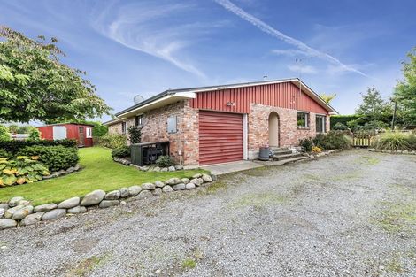 Photo of property in 1 Everett Street, Coalgate, 7673