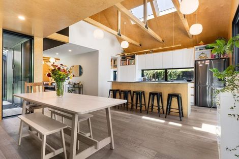 Photo of property in 108 Tomes Road, St Albans, Christchurch, 8052