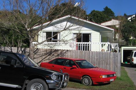 Photo of property in 13 William Hadlow Place, Hatfields Beach, Orewa, 0931