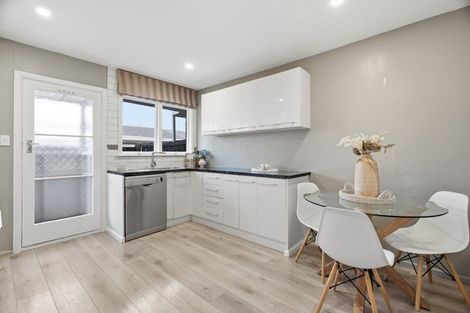 Photo of property in 3/7a Curletts Road, Sockburn, Christchurch, 8042
