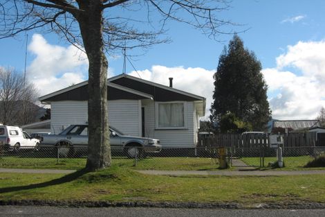 Photo of property in 77 Te Rangitautahanga Road, Turangi, 3334
