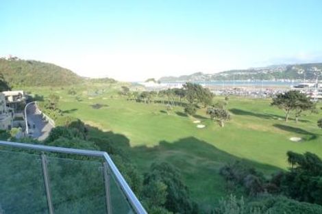 Photo of property in 15 Bunker Way, Strathmore Park, Wellington, 6022