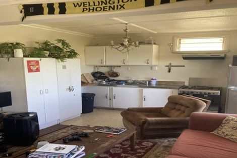 Photo of property in 29 Tanera Crescent, Brooklyn, Wellington, 6021