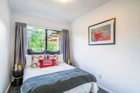 Photo of property in 99 West Harbour Drive, West Harbour, Auckland, 0618