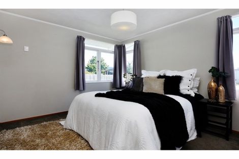 Photo of property in 43 Tennyson Crescent, Stoke, Nelson, 7011