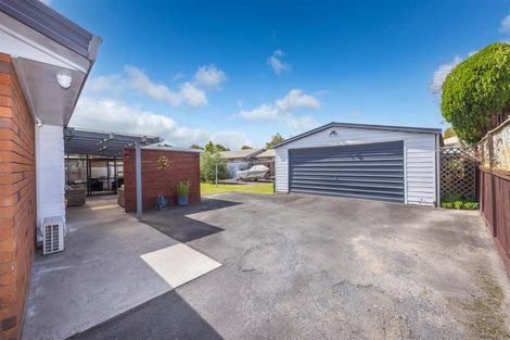 Photo of property in 13 Cromwell Drive, Fitzroy, Hamilton, 3206