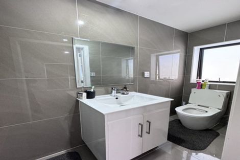 Photo of property in 4 Valonia Street, New Windsor, Auckland, 0600