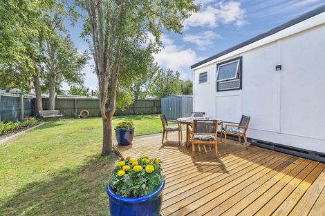 Photo of property in 16 Broadway Avenue, Waikuku Beach, 7473