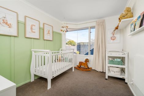 Photo of property in 2/14 Bentley Street, Russley, Christchurch, 8042