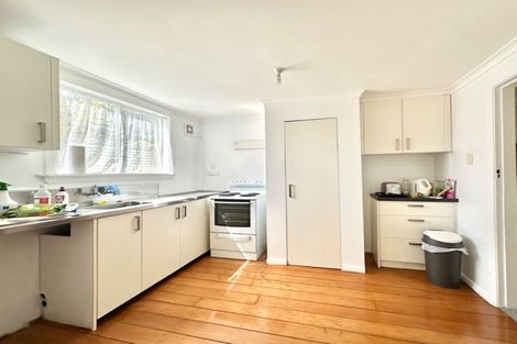 Photo of property in 65 Elmslie Road, Pinehaven, Upper Hutt, 5019