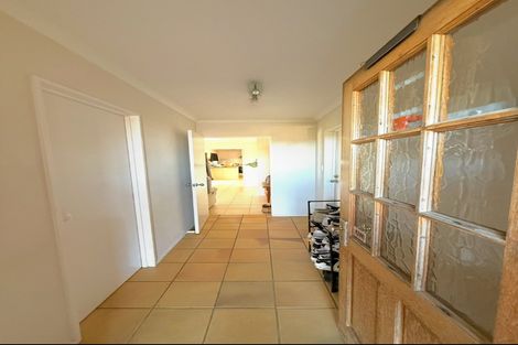 Photo of property in 24 Newbegin Place, Weymouth, Auckland, 2103