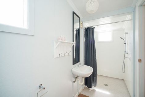 Photo of property in 25 Burrows Street, Bluff, 9814