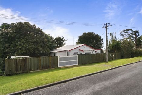 Photo of property in 5 Argyle Road, Browns Bay, Auckland, 0630