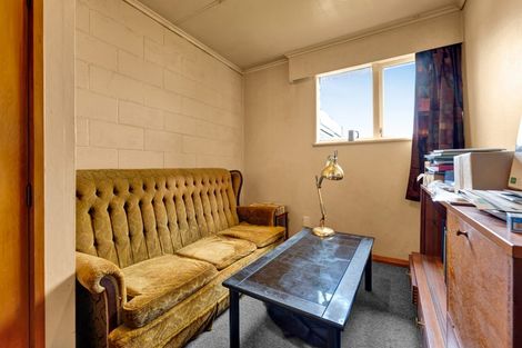 Photo of property in 39 Gloag Street, Waverley, 4510