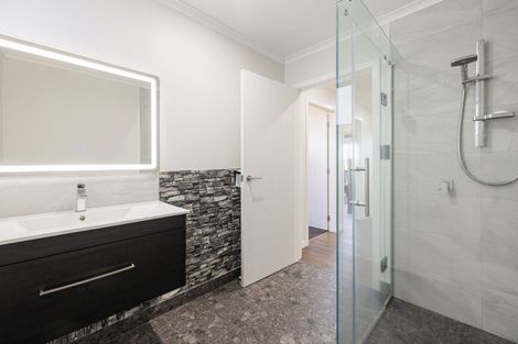 Photo of property in 27 Keerangi Place, Rototuna North, Hamilton, 3210