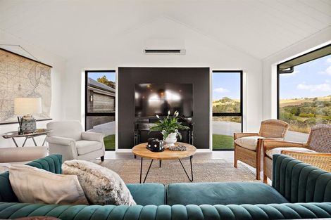 Photo of property in 1056 Peak Road, Helensville, 0875