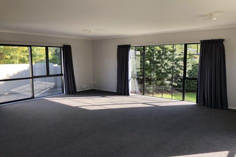 Photo of property in 8 Tiraumea Street, Palmerston North, 4410
