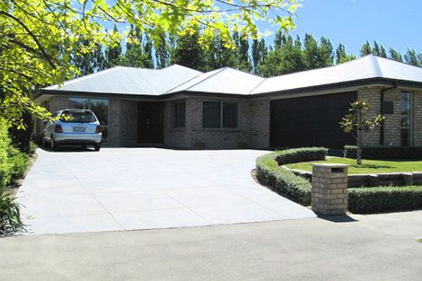 Photo of property in 4 Creedon Glen, Casebrook, Christchurch, 8051