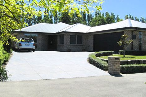 Photo of property in 4 Creedon Glen, Casebrook, Christchurch, 8051