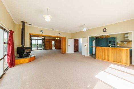 Photo of property in 2906 Kimbolton Road, Kimbolton, 4774