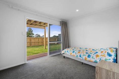 Photo of property in 61 Links View Drive, Omokoroa, 3114