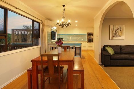 Photo of property in 5 Vela Place, Clarks Beach, 2122