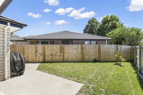 Photo of property in 35d Ross Crescent, Fairfield, Hamilton, 3214