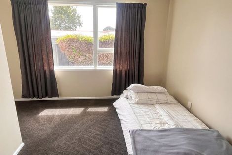 Photo of property in 2/29 Kuaka Crescent, Bromley, Christchurch, 8062