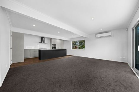 Photo of property in 5 Frank Evans Place, Henderson, Auckland, 0610