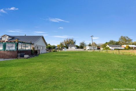 Photo of property in 10 Westoe Street, Waikaia, 9778