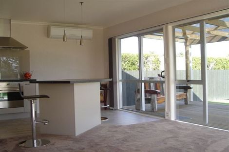 Photo of property in 7 College Place, Poike, Tauranga, 3112