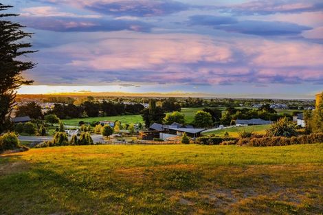 Photo of property in 30 Kitcheners Knoll Road, Kennedys Bush, Christchurch, 8025