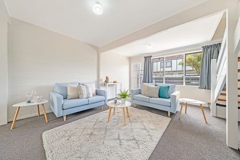 Photo of property in 2/6 Richmond Street, Petone, Lower Hutt, 5012