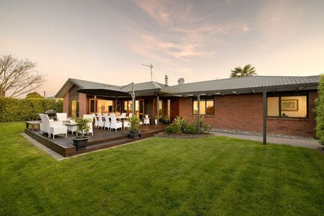 Photo of property in 71 Taylor Street, Cambridge, 3434